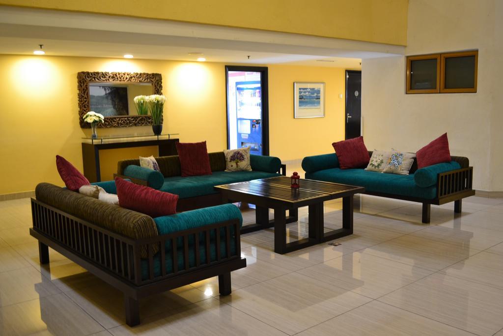 Sunway Resort Hotel Petaling Jaya Dış mekan fotoğraf The lobby of the hotel
